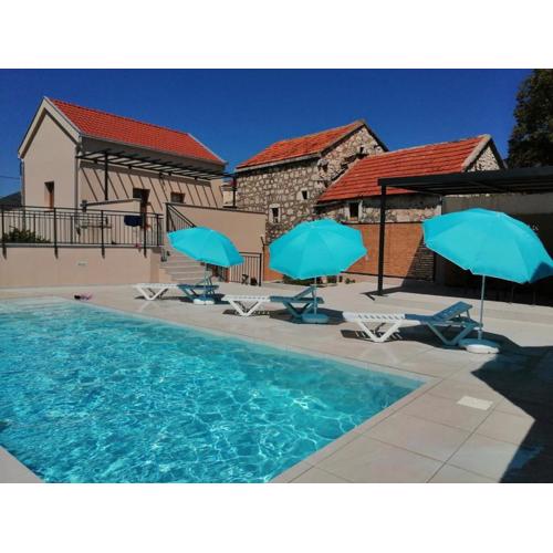 Holiday Home 5226-1 for 7 Pers in Vrgorac
