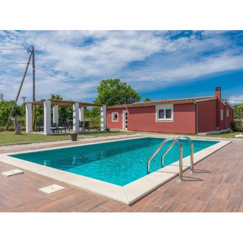 Holiday Home Alma by Interhome