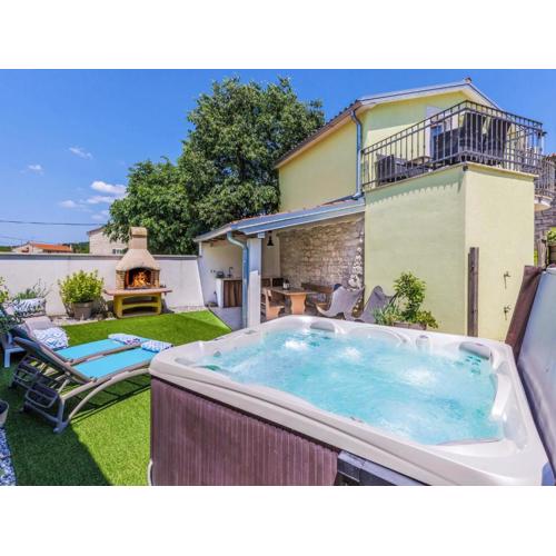 Holiday Home Ana by Interhome