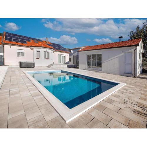 Holiday home Ana with pool and whirlpool
