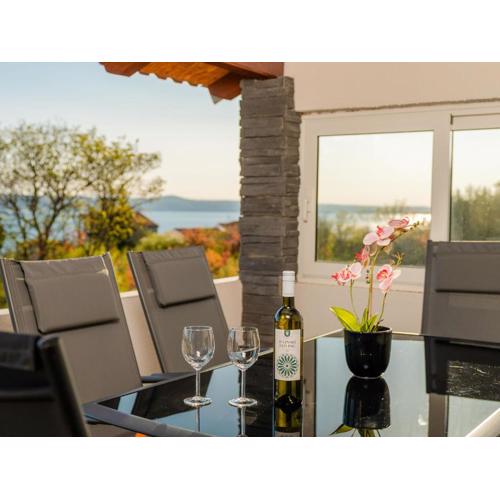 Holiday Home Angels Retreat by Interhome