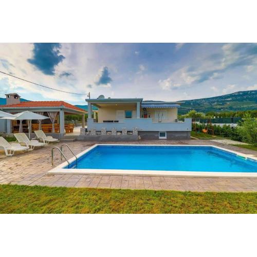 Holiday Home Anita With Pool