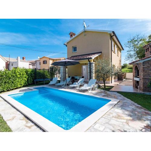 Holiday Home Antoni by Interhome