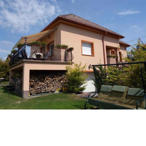 Holiday home Balatonfűzfo/Balaton 18797