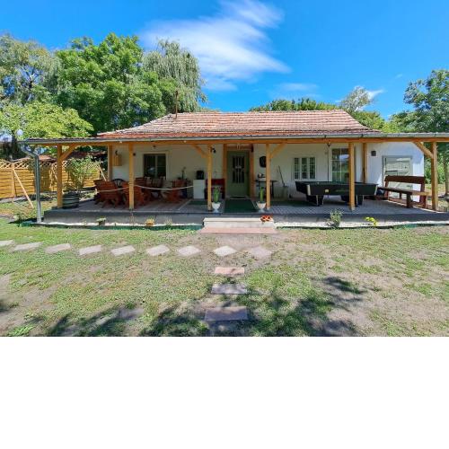 Holiday Home Balatoni Farmhaz by Interhome