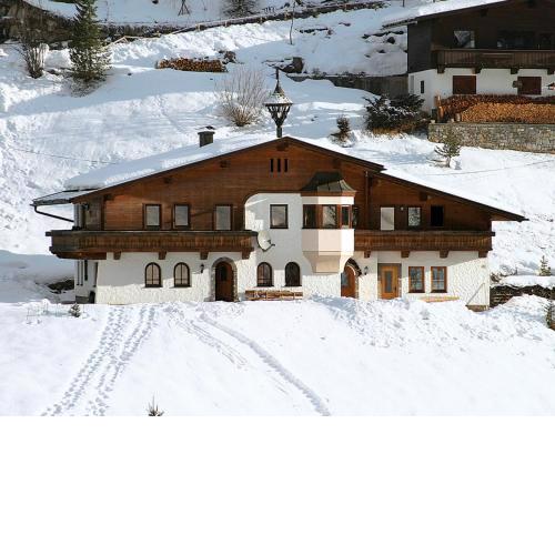 Holiday Home Berghaus by Interhome