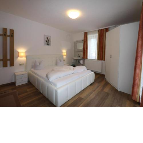 holiday home Bergheim F gen
