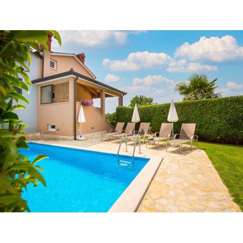 Holiday Home Cvitan by Interhome