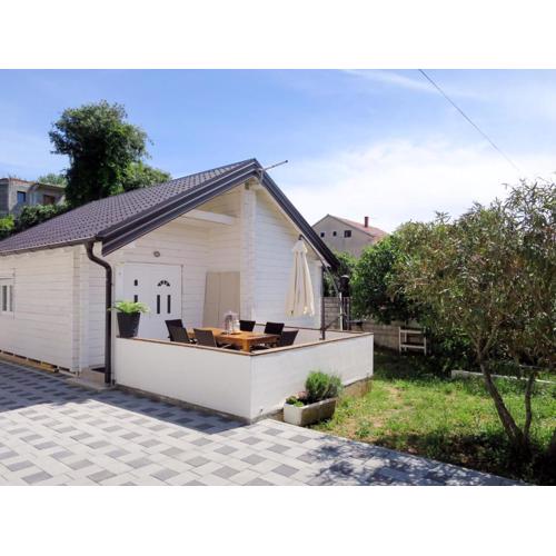 Holiday Home Dada by Interhome