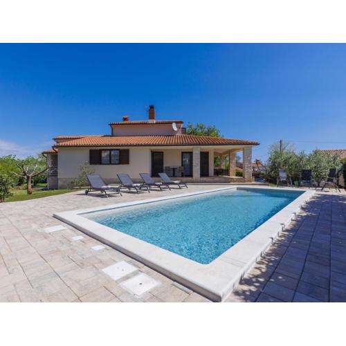 Holiday Home Danijela by Interhome