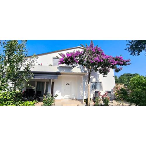 Holiday home Davorka