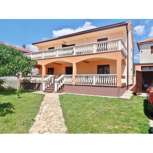 Holiday home Dona