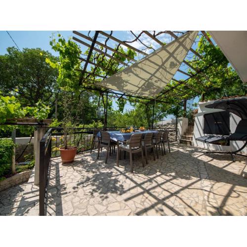 Holiday Home Dvor by Interhome