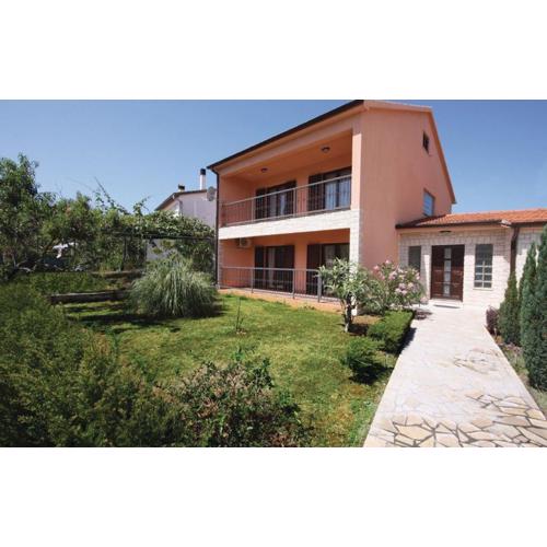 Holiday home Elis