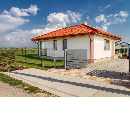 Holiday Home Emily by Interhome