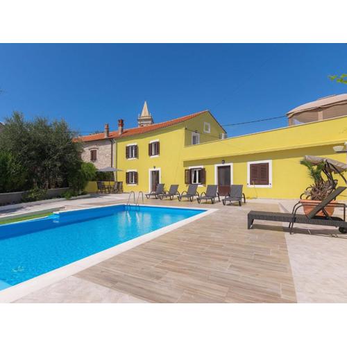 Holiday Home Evelina by Interhome