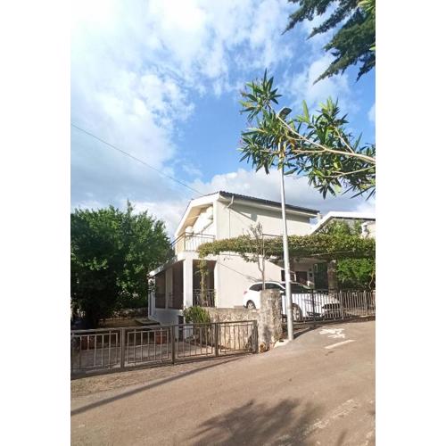 Holiday Home Family - 100m from sea