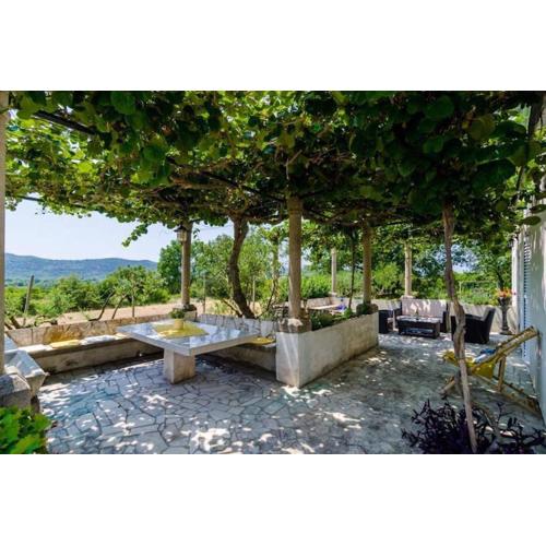 Holiday Home Field of Olives - Two Bedroom Holiday Home with Terrace