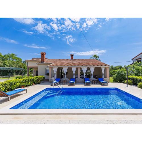 Holiday Home Filipana by Interhome