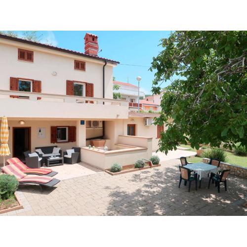 Holiday Home Francic by Interhome