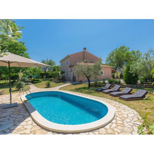 Holiday Home Gea by Interhome