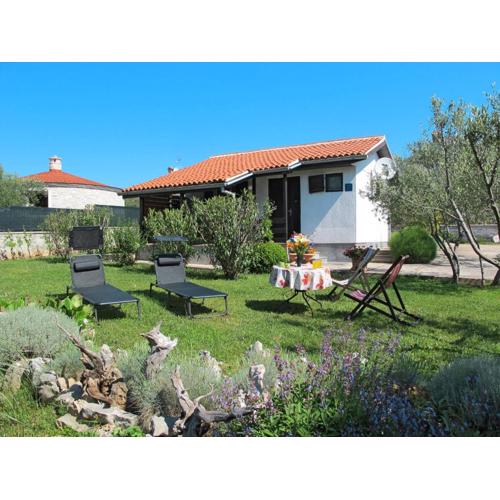 Holiday Home Gloria by Interhome