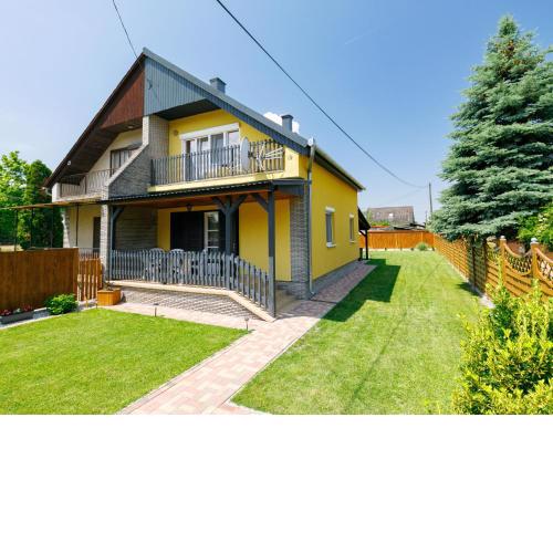 Holiday Home Hibiscus by Interhome