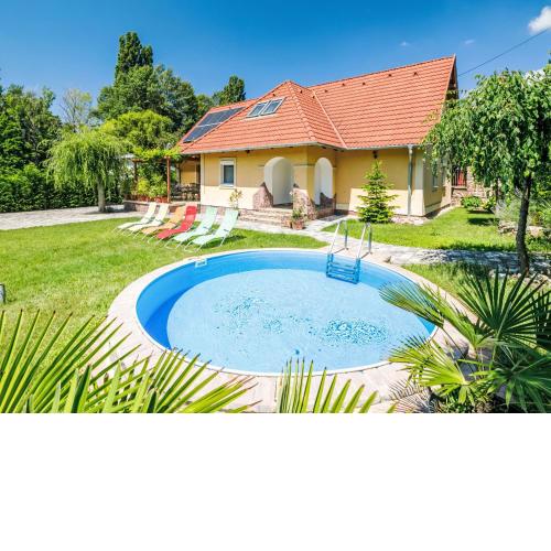 Holiday Home Horvath by Interhome