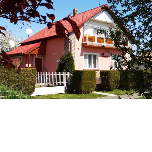 Holiday home in Balatonkeresztur 37078