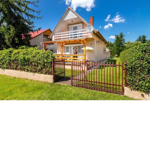 Holiday home in Balatonmariafürdo 45324