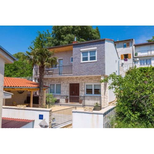 Holiday home in Crikvenica 5239