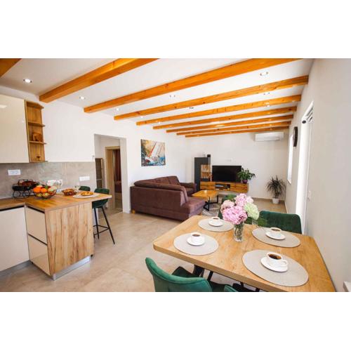 Holiday home in Gruda 43517