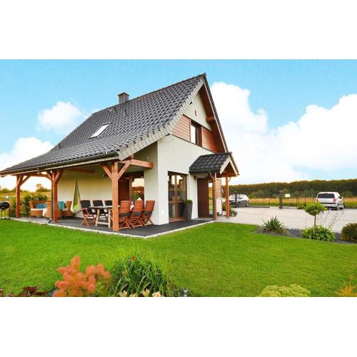 Holiday Home in Mielno near Beach & Lake