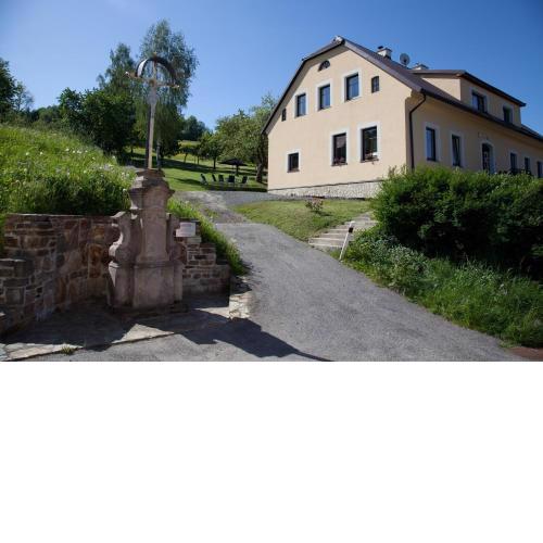 Holiday home in Rokytnice n. J. 35171