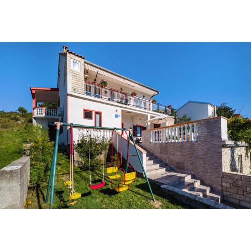 Holiday home in Rovanjska with pool