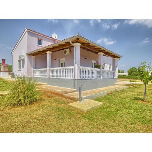 Holiday home in Valtura with garden