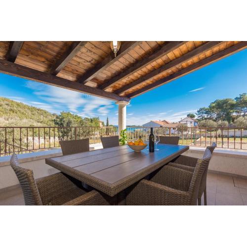 Holiday Home Irena with sea view