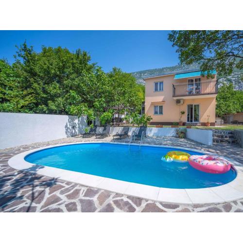 Holiday Home Ivona by Interhome