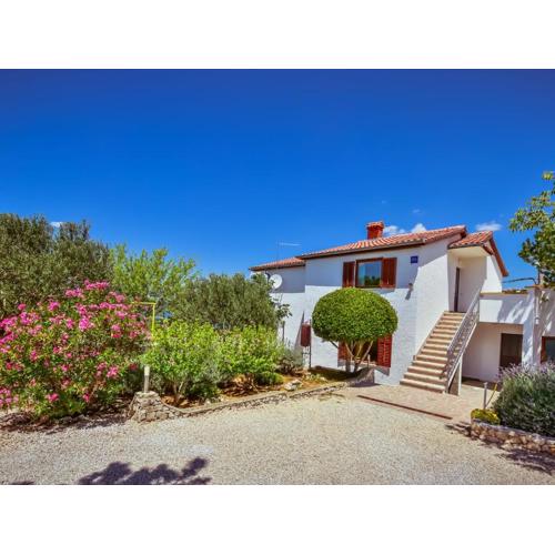 Holiday Home Kate by Interhome