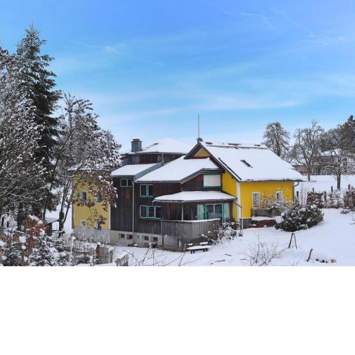 Holiday Home kleine Winten by Interhome