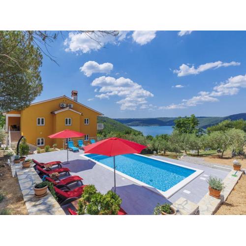 Holiday Home Kosić by Interhome