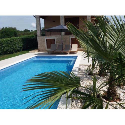 Holiday home Krase only 300m from sea