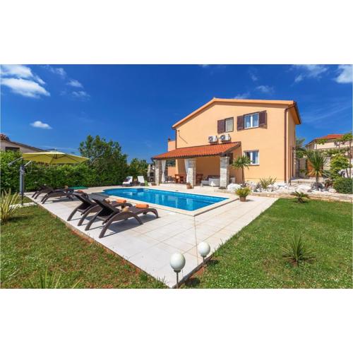 Holiday Home Krnica Peruski