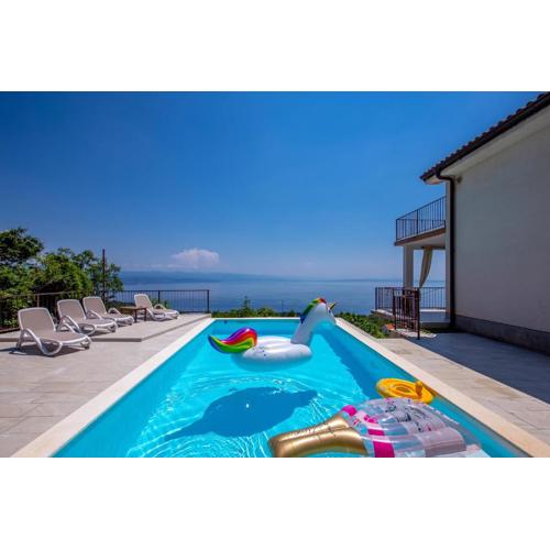 Holiday Home Kvarner with private heated pool