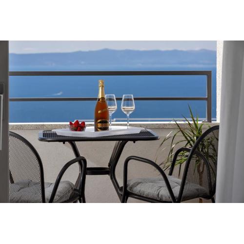 Holiday home L & B Makarska