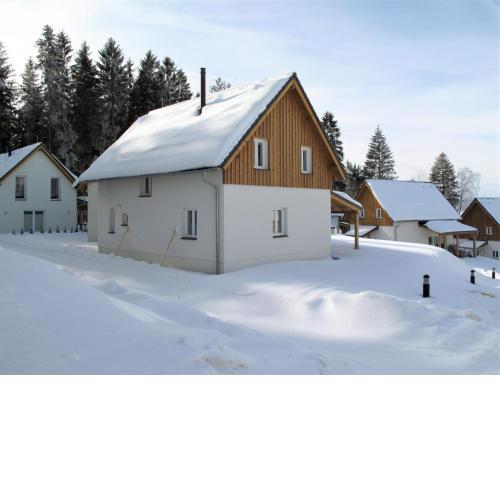 Holiday Home Lakeside Village 47 by Interhome