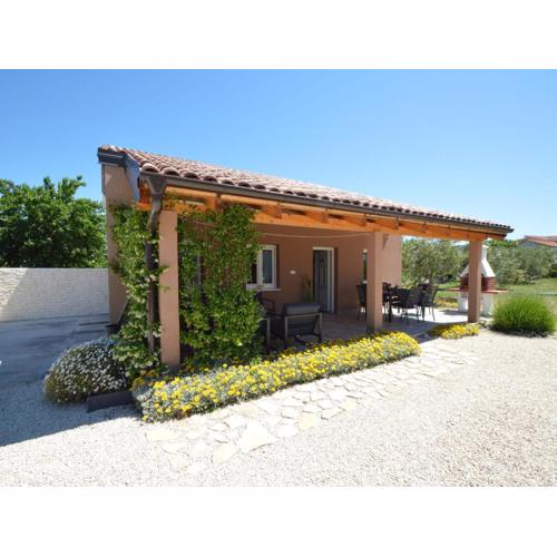 Holiday Home Lana by Interhome