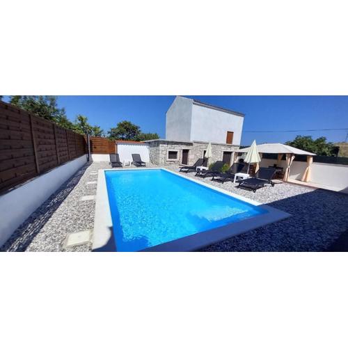 Holiday Home Latin