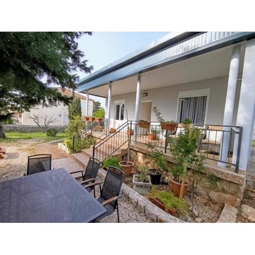 Holiday Home Lola - large outdoor area