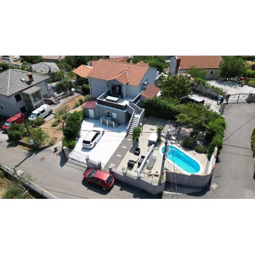 Holiday home Lucas with pool